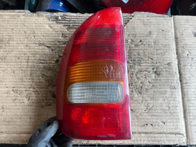 bontott OPEL CORSA B Bal Hátsó Lámpa