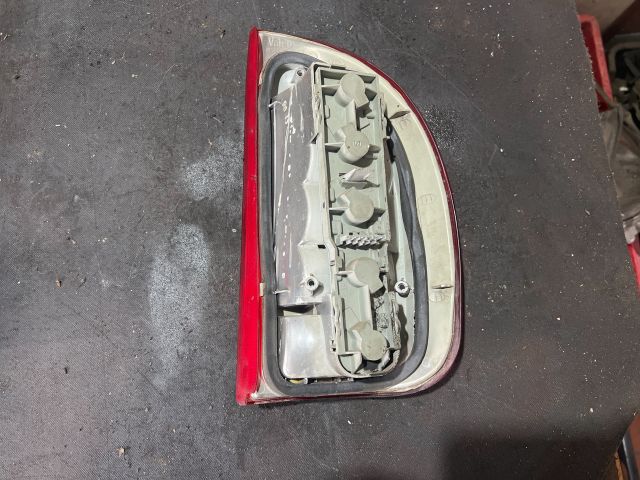 bontott OPEL CORSA B Bal Hátsó Lámpa