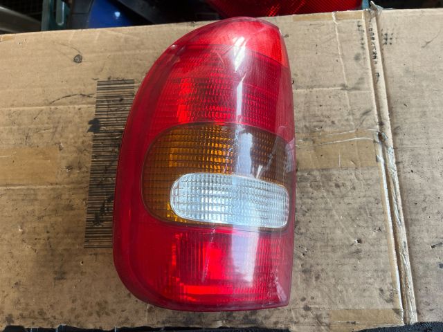 bontott OPEL CORSA B Bal Hátsó Lámpa