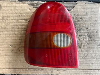bontott OPEL CORSA B Bal Hátsó Lámpa