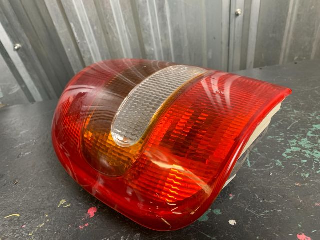 bontott OPEL CORSA B Bal Hátsó Lámpa