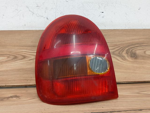 bontott OPEL CORSA B Bal Hátsó Lámpa