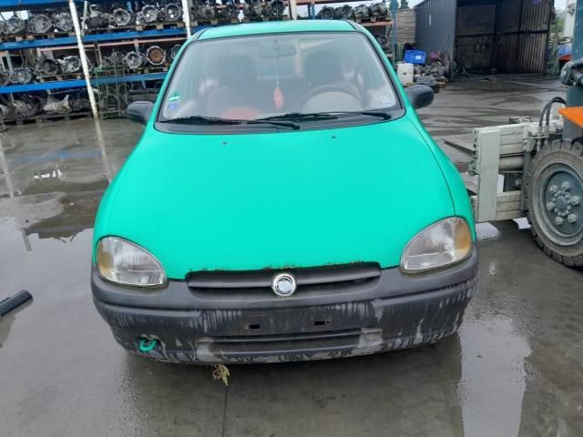 bontott OPEL CORSA B Bal hátsó Sárvédő Szélesítő