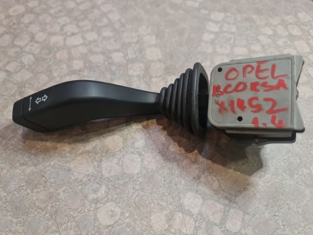 bontott OPEL CORSA B Bal Kormánykapcsoló Irányjelző