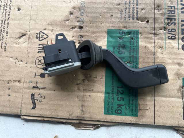 bontott OPEL CORSA B Bal Kormánykapcsoló Irányjelző