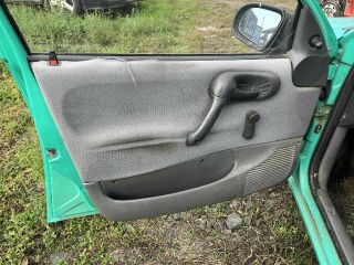 bontott OPEL CORSA B Biztosítéktábla Utastér