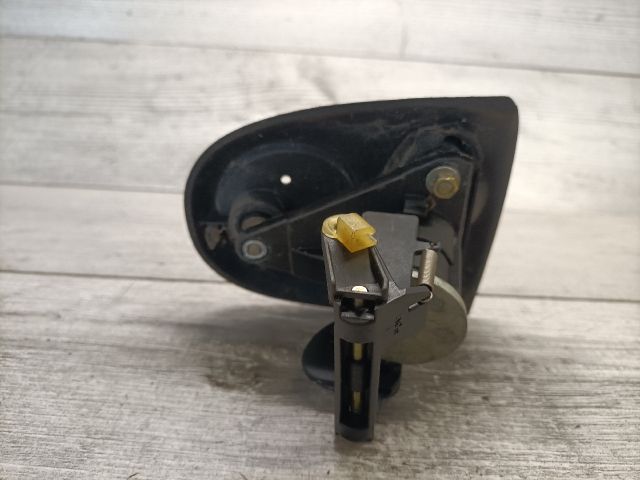 bontott OPEL CORSA B Csomagtér Nyitó Kar / Gomb