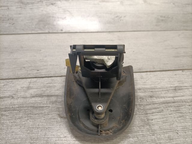 bontott OPEL CORSA B Csomagtér Nyitó Kar / Gomb