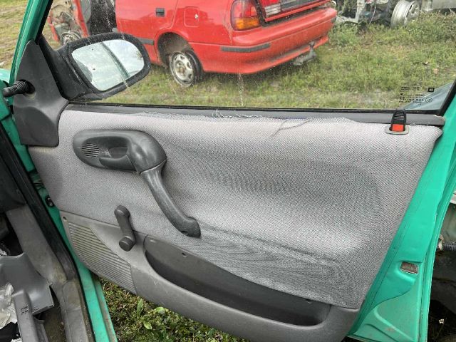 bontott OPEL CORSA B Csomagtér Nyitó Kar / Gomb