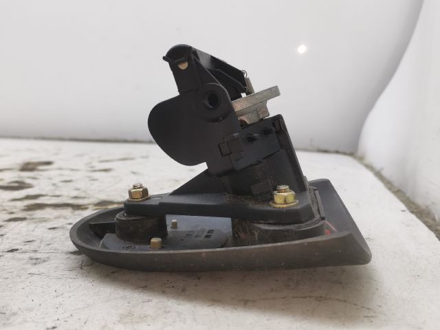 bontott OPEL CORSA B Csomagtér Nyitó Kar / Gomb