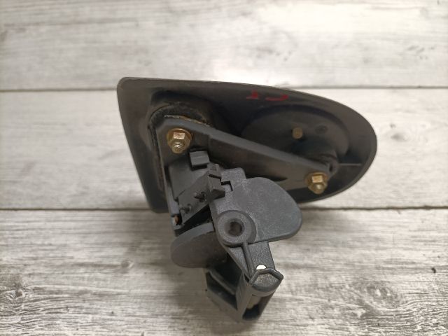 bontott OPEL CORSA B Csomagtér Nyitó Kar / Gomb