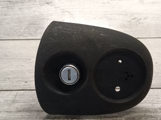 bontott OPEL CORSA B Csomagtér Nyitó Kar / Gomb