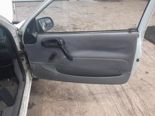 bontott OPEL CORSA B Csomagtér Világítás