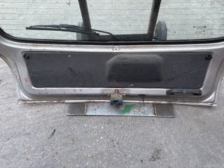 bontott OPEL CORSA B Csomagtérajtó (Részeivel)