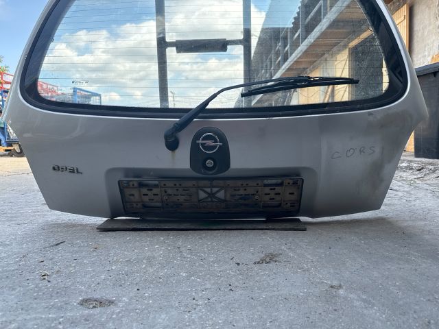 bontott OPEL CORSA B Csomagtérajtó (Részeivel)