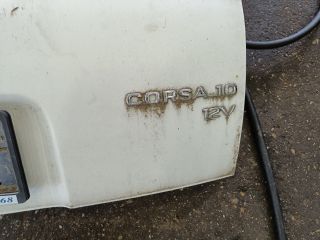 bontott OPEL CORSA B Csomagtérajtó (Részeivel)