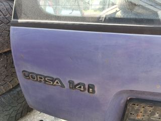 bontott OPEL CORSA B Csomagtérajtó (Részeivel)
