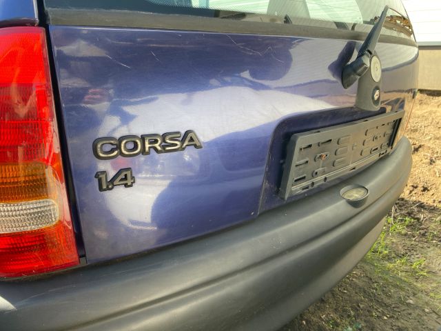 bontott OPEL CORSA B Csomagtérajtó (Üres lemez)