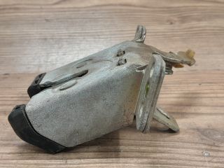 bontott OPEL CORSA B Csomagtérajtó Zárszerkezet