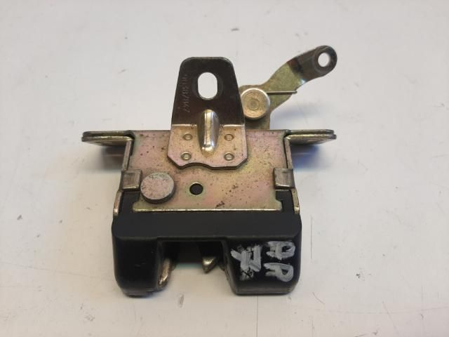 bontott OPEL CORSA B Csomagtérajtó Zárszerkezet