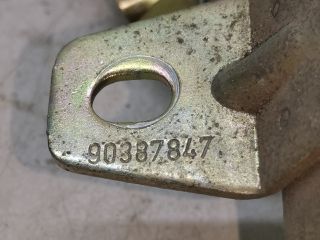 bontott OPEL CORSA B Csomagtérajtó Zárszerkezet