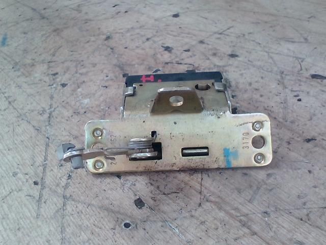 bontott OPEL CORSA B Csomagtérajtó Zárszerkezet