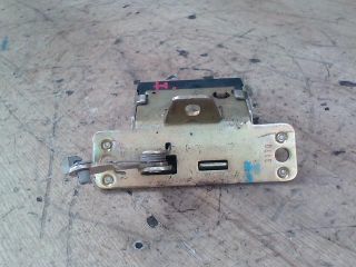 bontott OPEL CORSA B Csomagtérajtó Zárszerkezet