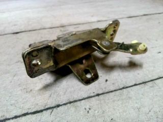 bontott OPEL CORSA B Csomagtérajtó Zárszerkezet