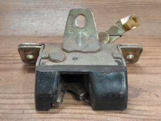 bontott OPEL CORSA B Csomagtérajtó Zárszerkezet