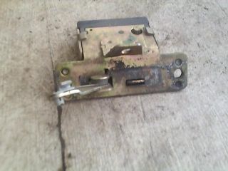 bontott OPEL CORSA B Csomagtérajtó Zárszerkezet