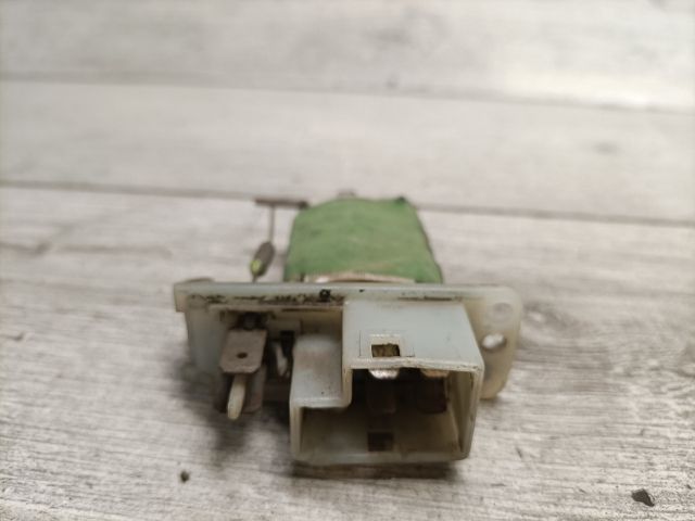 bontott OPEL CORSA B Előtét Ellenállás Fűtőmotor