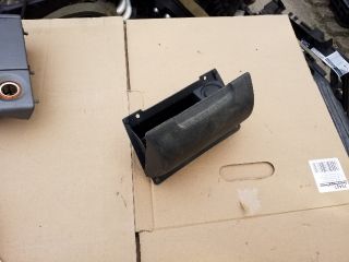 bontott OPEL CORSA B Első Hamutartó