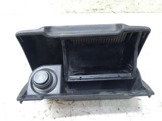 bontott OPEL CORSA B Első Hamutartó