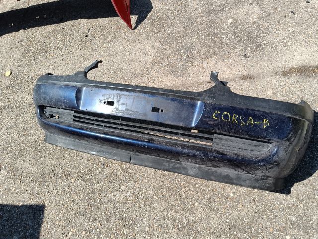 bontott OPEL CORSA B Első Lökhárító (Részeivel)