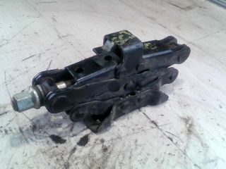 bontott OPEL CORSA B Emelő