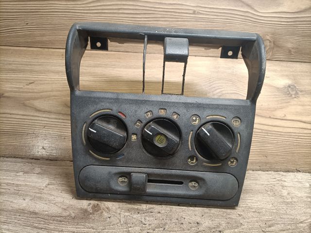 bontott OPEL CORSA B Fűtéskapcsoló (Nem klímás)