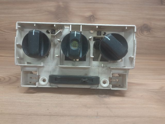 bontott OPEL CORSA B Fűtéskapcsoló (Nem klímás)