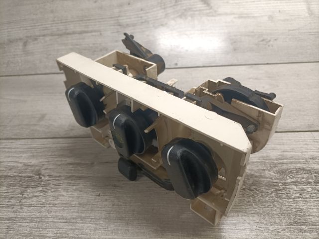 bontott OPEL CORSA B Fűtéskapcsoló (Nem klímás)