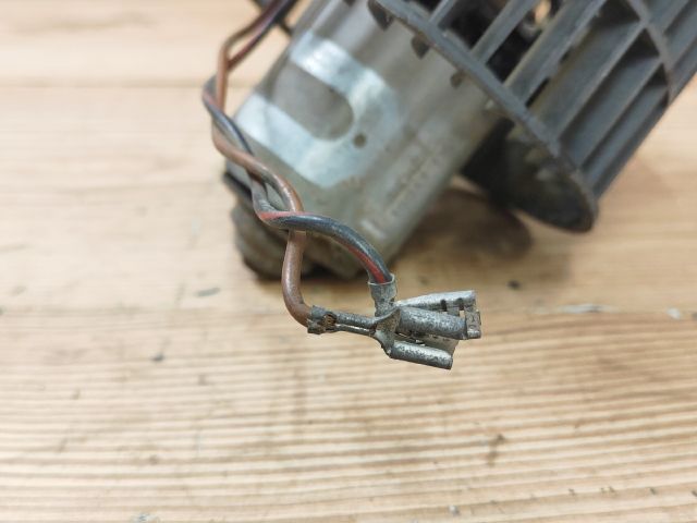 bontott OPEL CORSA B Fűtőmotor (Nem klímás)