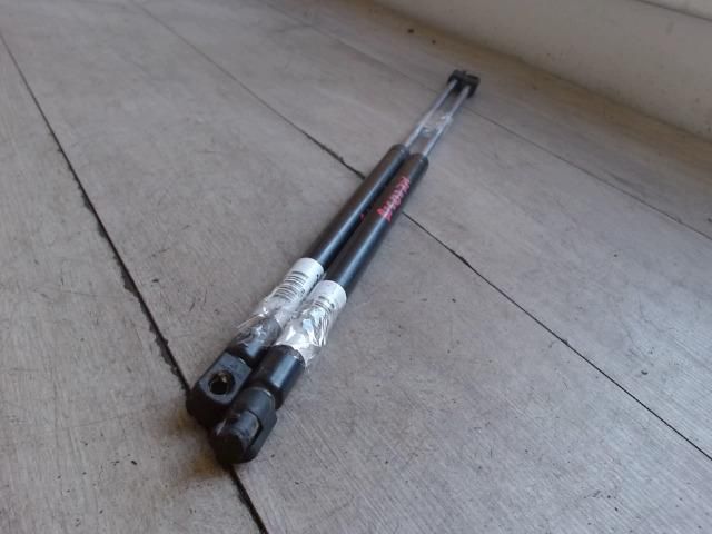 bontott OPEL CORSA B Gázrugós Kitámasztó Teleszkóp Pár Csomagtérajtó