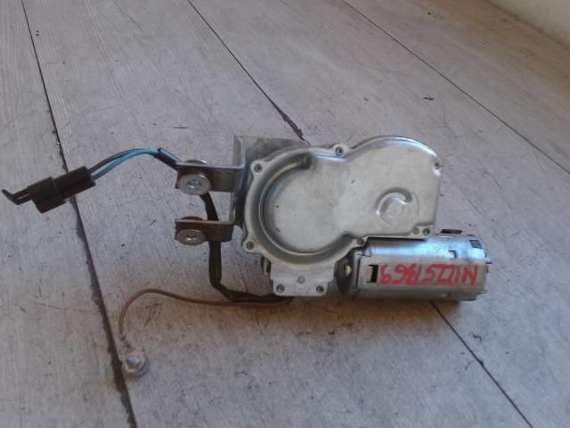 bontott OPEL CORSA B Hátsó Ablaktörlő Motor