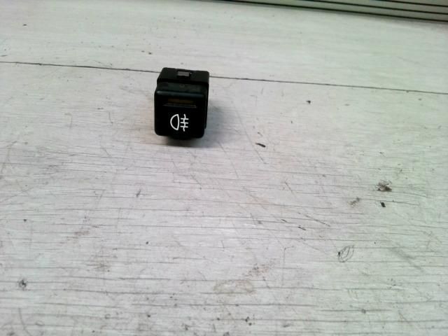 bontott OPEL CORSA B Hátsó Ködzárófény Kapcsoló