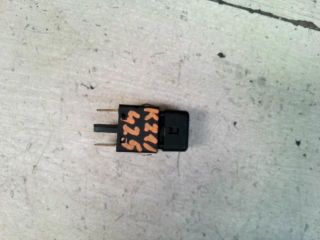 bontott OPEL CORSA B Hátsó Ködzárófény Kapcsoló