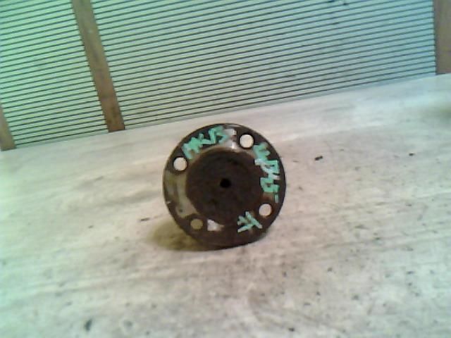 bontott OPEL CORSA B Hátsó Tengelycsonk