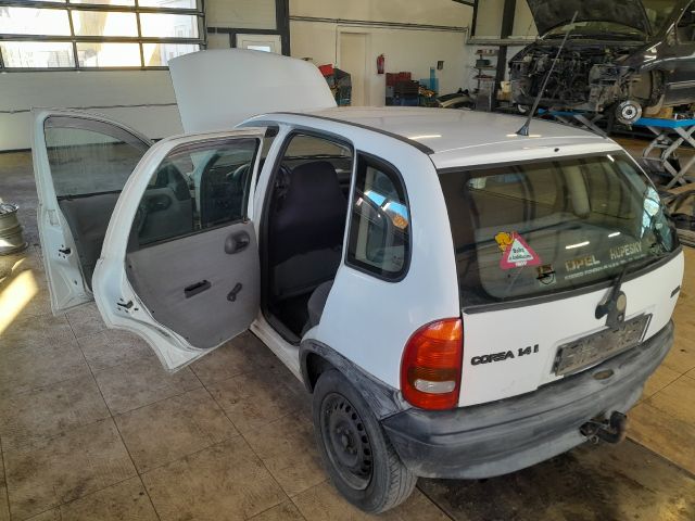 bontott OPEL CORSA B Jobb első Ablak