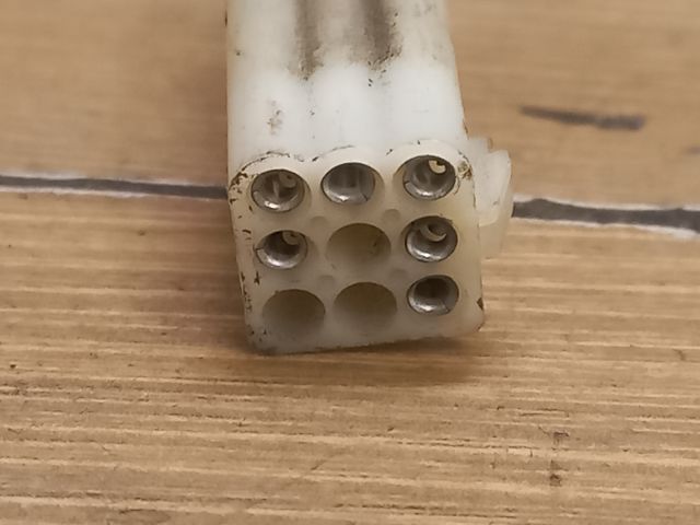 bontott OPEL CORSA B Jobb első Ablakemelő Kapcsoló