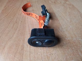 bontott OPEL CORSA B Jobb első Ablakemelő Kapcsoló