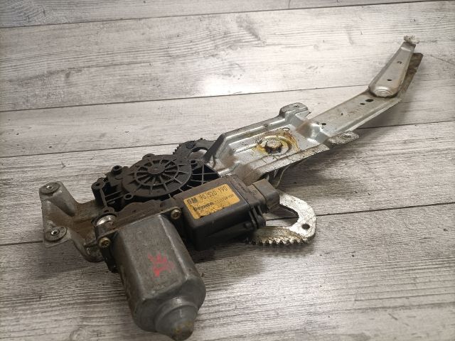 bontott OPEL CORSA B Jobb első Ablakemelő Szerkezet (Elektromos)