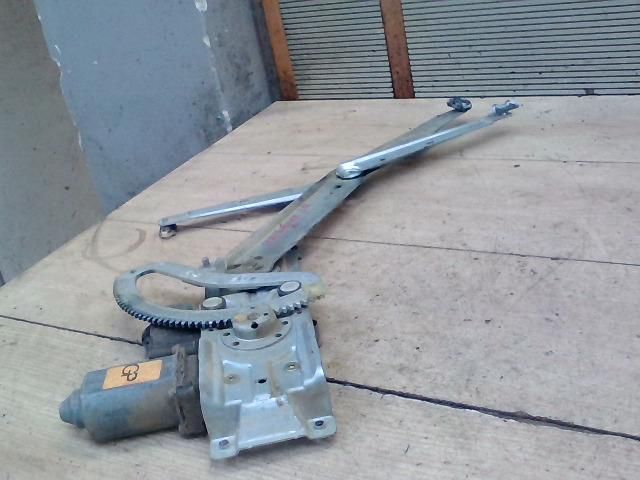 bontott OPEL CORSA B Jobb első Ablakemelő Szerkezet (Elektromos)
