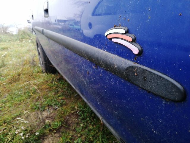 bontott OPEL CORSA B Jobb első Ajtó Díszléc